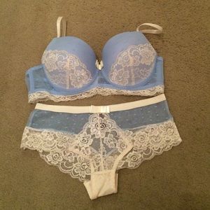 Adorable brand new bra and pantie combo