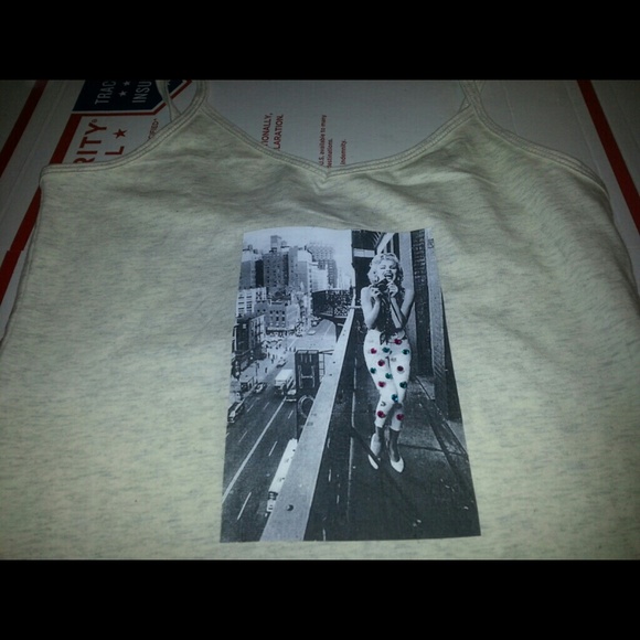 Marilyn Monroe  tank top - Picture 1 of 1