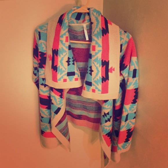 Boutique cardigan with Aztec design