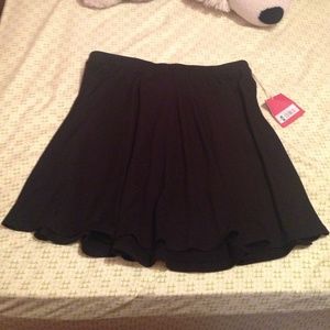 Black skater skirt