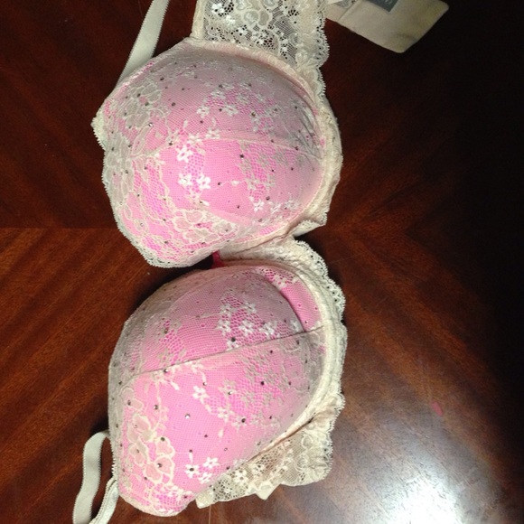 New victoria secret bra