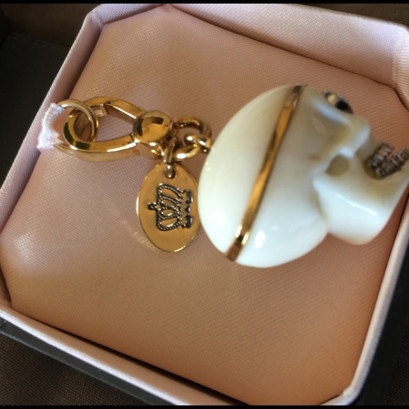 ✨👑 Juicy Couture 👑✨ limited edition skull💀✨ - Picture 4 of 4