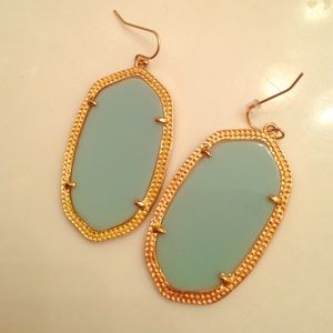 Danielle style earrings