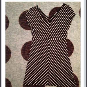 Motherhood Maternity Tunic