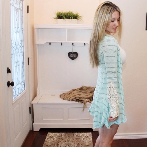 🆕 Striped Open Cardigan with Lace Cuffs - Picture 4 of 4