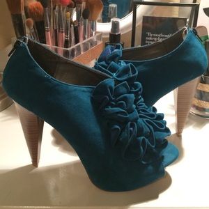 Charlotte Russe Turquoise Heels