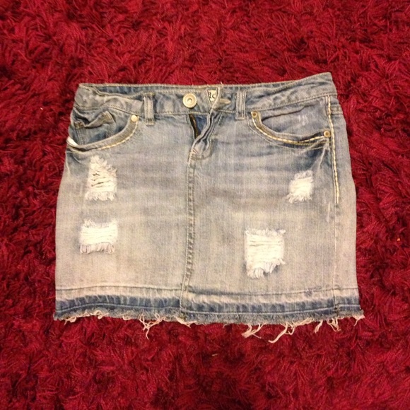 Denim skirt in great condition. Only worn 3 times.