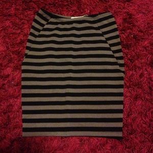 Black and gray stripped pencil skirt
