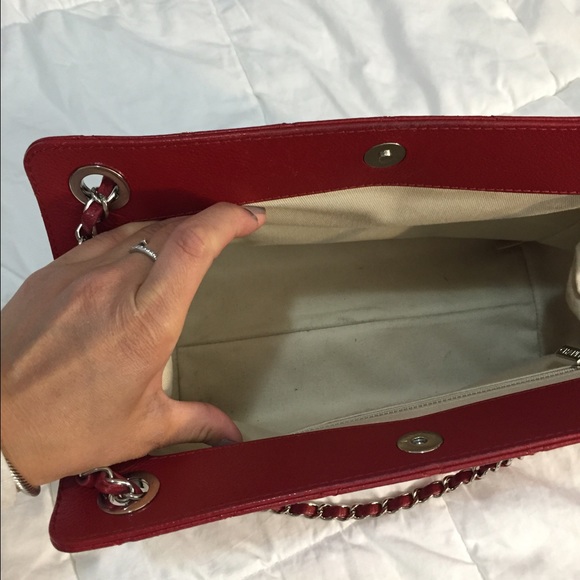 Chanel handbag - Picture 3 of 4