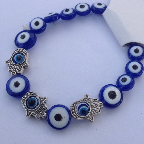 BUY ONE GET ONE HALF (200+ ITEMS) - Picture 3 of 3