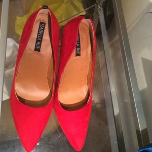 Isabella Rue Red Pumps!