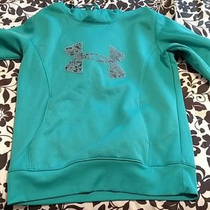 Under Armour sweatshirt