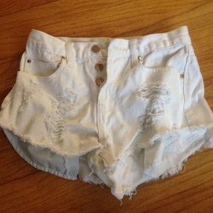 white high waisted denim shorts