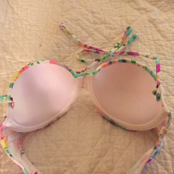 NWOT Victoria's Secret Swim Top - Picture 3 of 4