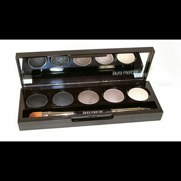 New Laura Mercier Smoky suede eyeshadow palette