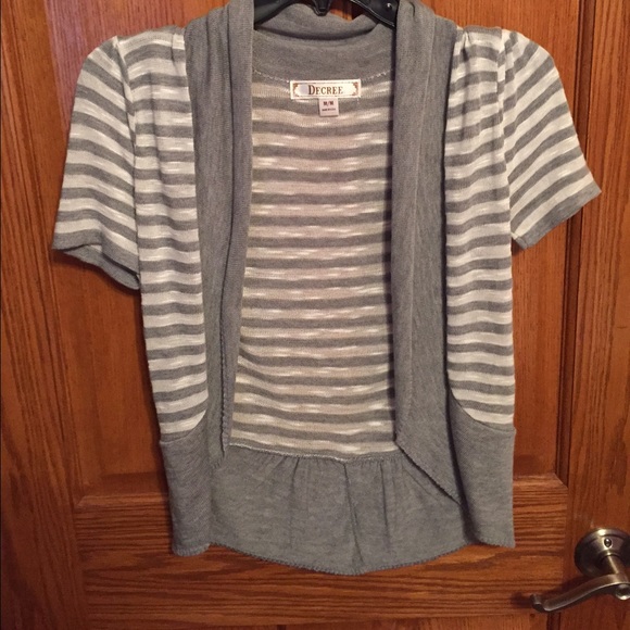 Short sleeved decree women's cardigan