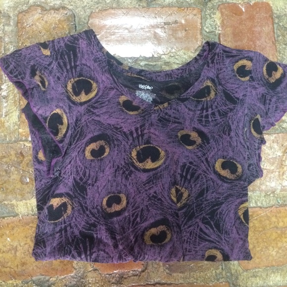 Mossimo Purple Peacock Pattern Ruffle Top.
