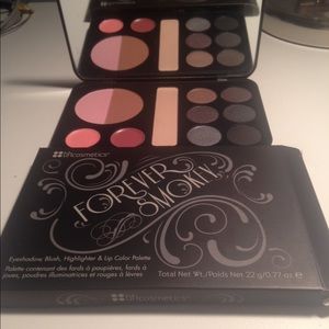 Forever smokey makeup palette
