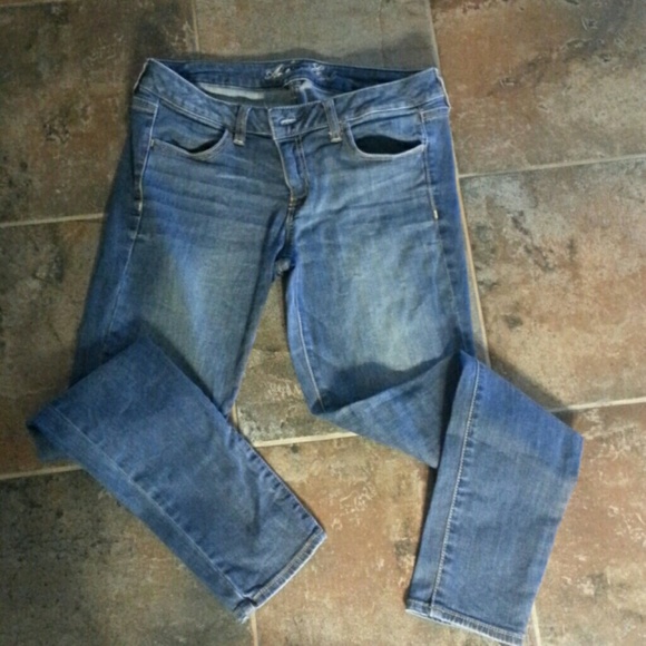 *** SOLD * Bundle American Eagle Jeans Jeggings 10