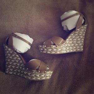 Wedge sandals