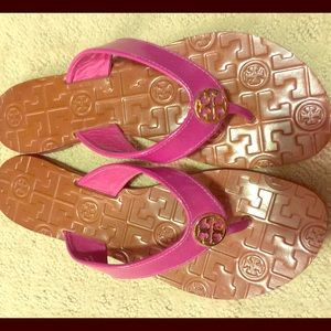 Tory burch sandal size 7