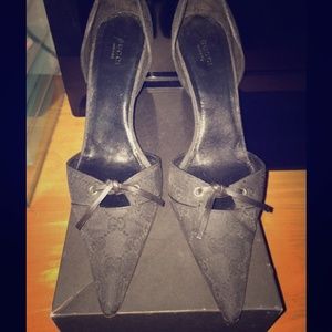 Black Gucci Pumps