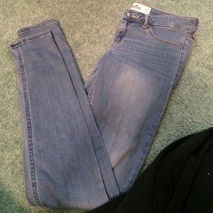 hollister jeans