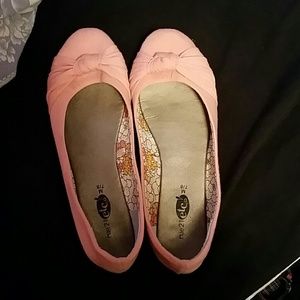 Dress shoes