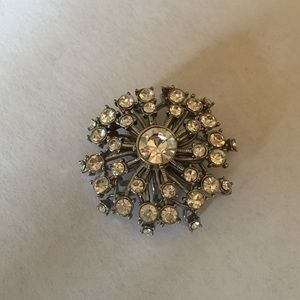 Stella & Dot Starburst Brooch