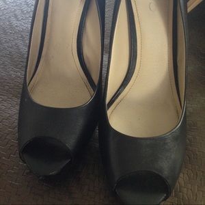 ALDO Sz 10 black leather heels!! FINAL