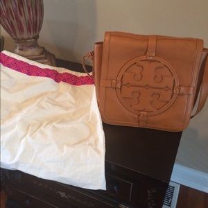 Tory burch purse