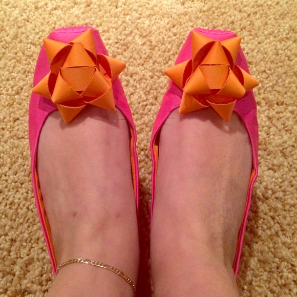 kate spade Shoes - Kate Spade Pinks Flats with Orange Bows