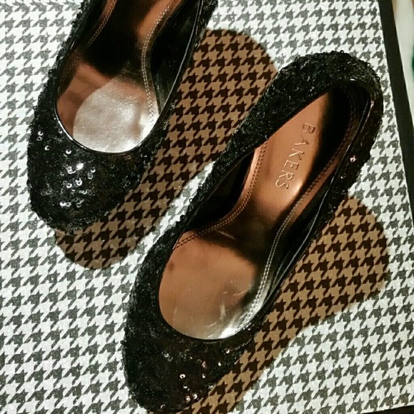 Brand New Bakers Sequin Shoes *New in Box* - Picture 2 of 2