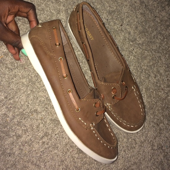 Old navy flat shoe size 9