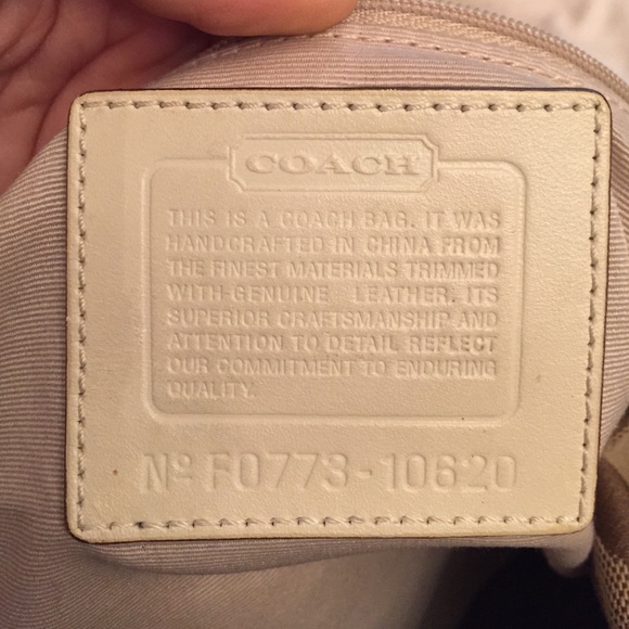 Authentic beige & brown Coach bag - Picture 2 of 4