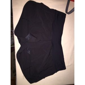 ❕❕Lululemon black shorts❕❕