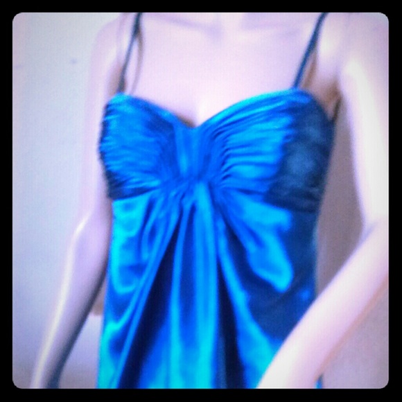 Nwot laundry by shelli segal silk top sz 2