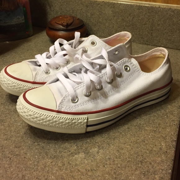 Women's size 7 white converse