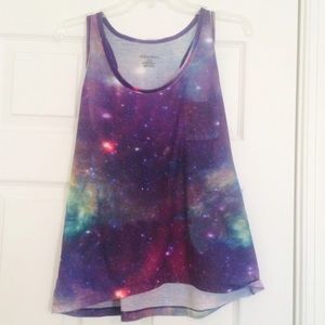 Pocket front Galaxy tank