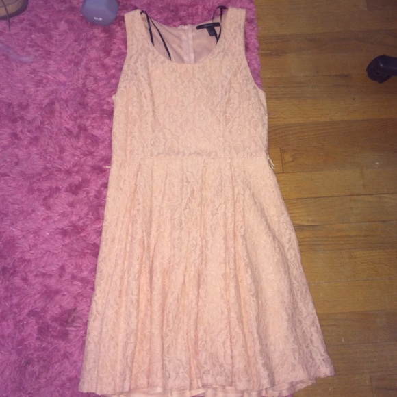Peach Lace sleeveless dress
