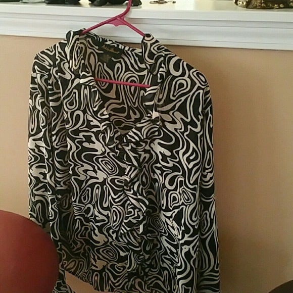 Blouse - Picture 2 of 2