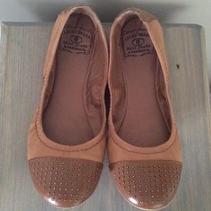 Lucky brand brown leather flats!