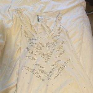 Really cute white tank top