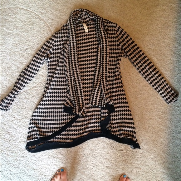 Black and Tan sweater