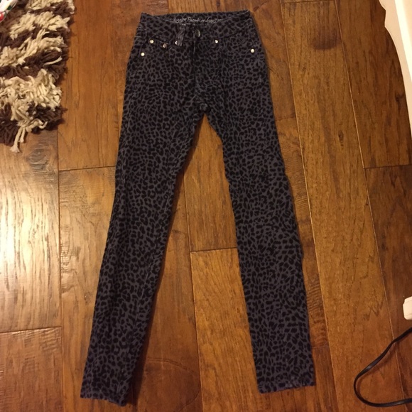 SOLD bundled justice jeans