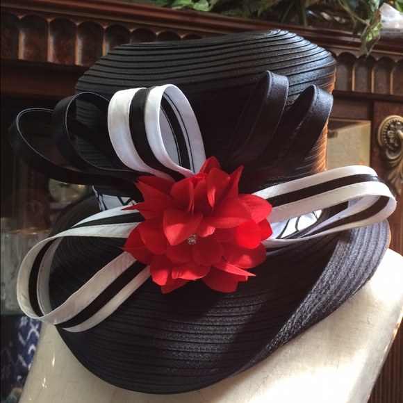 Beautiful G.M.I. Black Designer Hat!