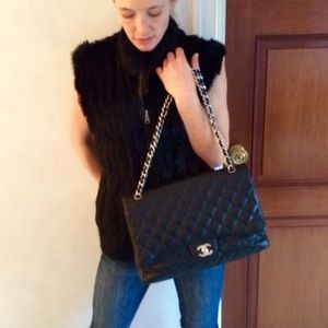 Chanel Black Quilted Lambskin Jumbo Classic