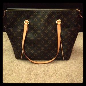 Louis Vuitton Totally MM