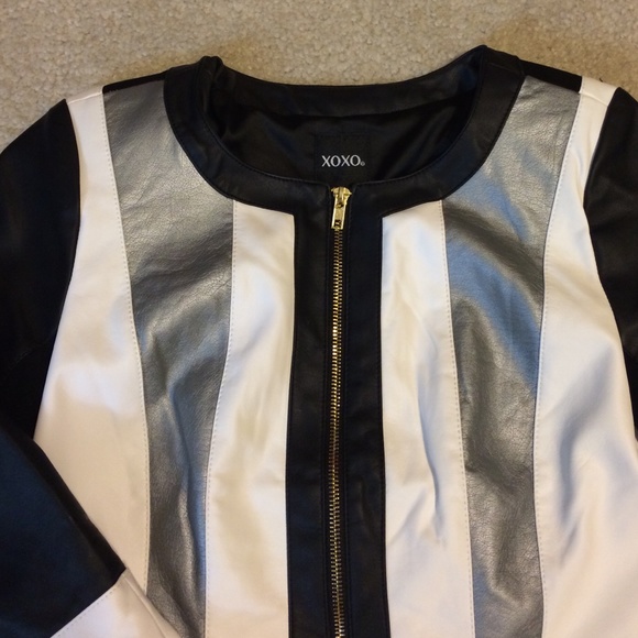 Xoxox Faux Leather - Picture 2 of 3