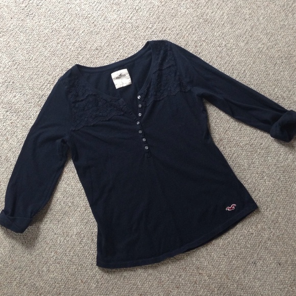 Hollister 3/4" dark navy shirt for spring